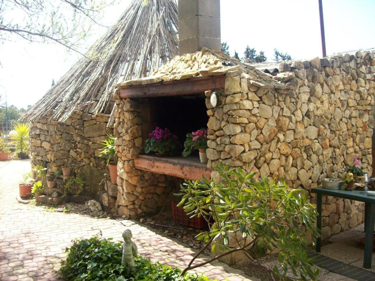 B&B Domo De Pedra Tottubella Eksteriør bilde